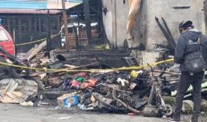 Rumah wartawan Rico Sempurna Pasaribu rata tanah setelah terbakar pada Kamis (27/6/2024) dinihari pukul 03.15 WIB. Foto: Medanposonline.com