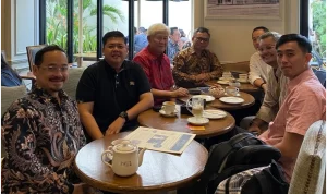 Konjen RI Cape Town, Tudiono bersama para diplomat di Afsel. Foto: Istimewa