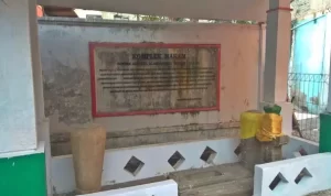 Makam Sultan Jamalul Alam Badrul Munir. Foto: Liputan6.com/Rino Abonita