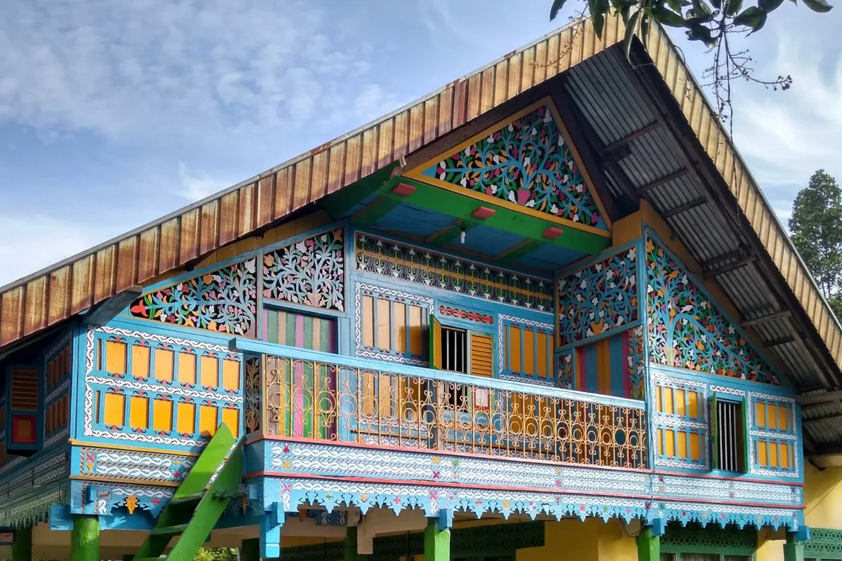 Rumoh Aceh di Lam Baro, Glumpang Tiga, Pidie. Foto: Wikipedia.org