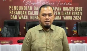 Ketua Komisi Independen Pemilihan (KIP) Aceh Utara Hidayatul Akbar. Foto: Tangkapan Layar Video/Line1.News/Fajar
