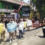 Parpol Siap-siap, Di Surabaya Muncul Gerakan Pilih Kotak Kosong