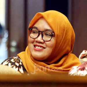 Ketua Umum Asosiasi Pegawai Pemerintah dengan Perjanjian Kerja Indonesia (AP3KI) Nur Baitih