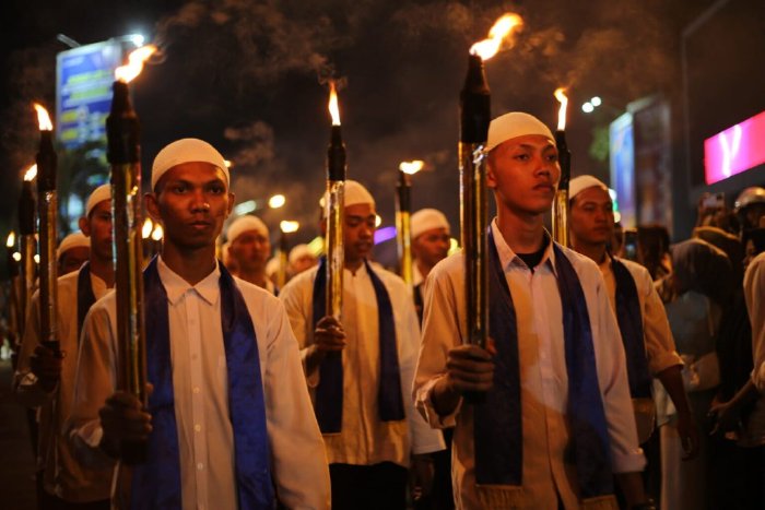 Pawai takbir keliling