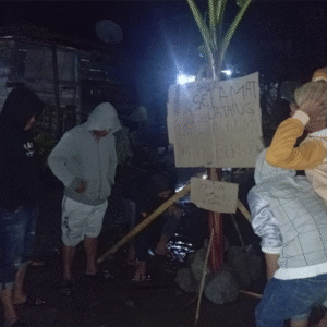 Jalan rusak Kampung Kung