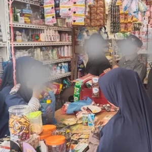 Operasi pasar gempur rokok ilegal di Aceh Utara