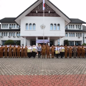 Penyerahan SK Pengangkatan CPNS Pemko Lhokseumawe