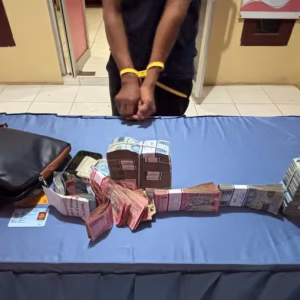 Barang bukti dana RSUD Meuraxa yang digelapkan AA