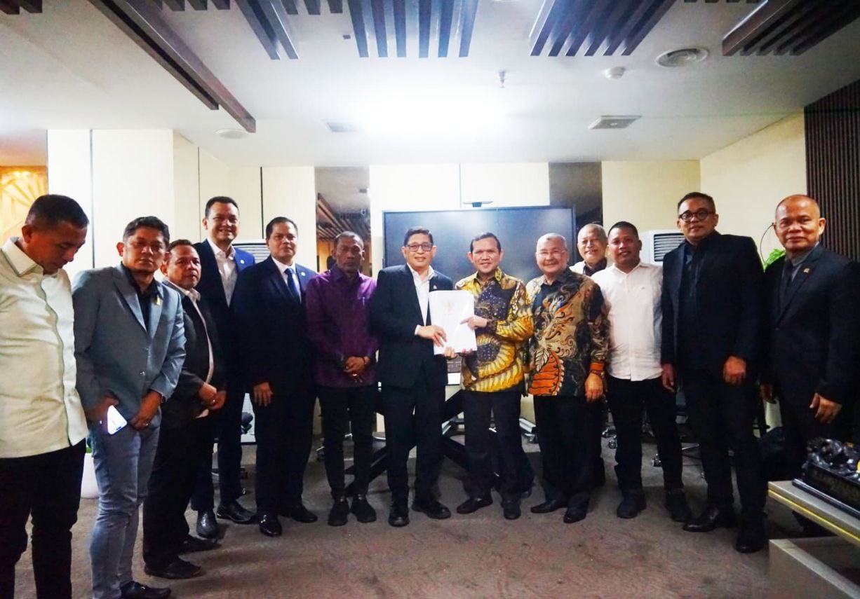 Pemerintah Aceh DPRA sampaikan draf revisi UUPA ke Baleg DPR RI