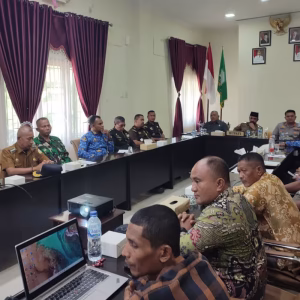 Rapat penyelesaian sengketa lahan warga dengan PTPN I