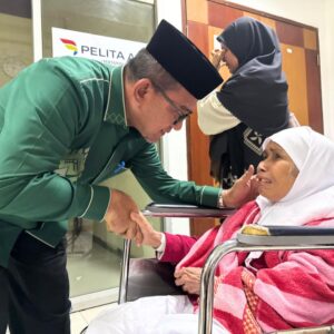 Kakanwil Kemenag Aceh Azhari