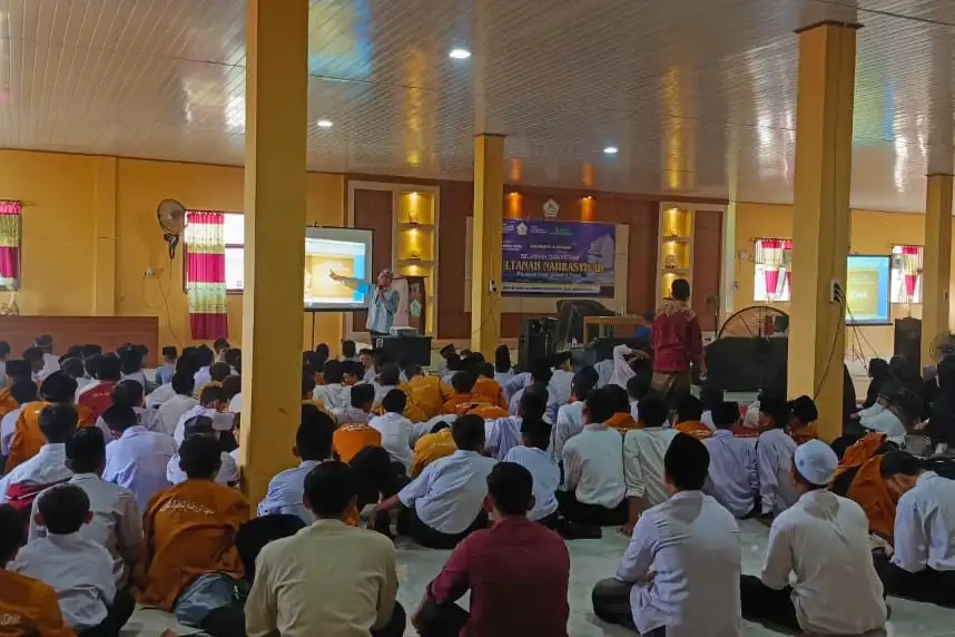 Sosialisasi sejarah dan peran Sultanah Nahrasiyah