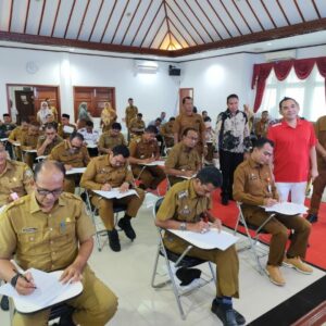 Wali Kota Sayuti pantau seleksi penulisan makalah peserta lelang JPT Pratama