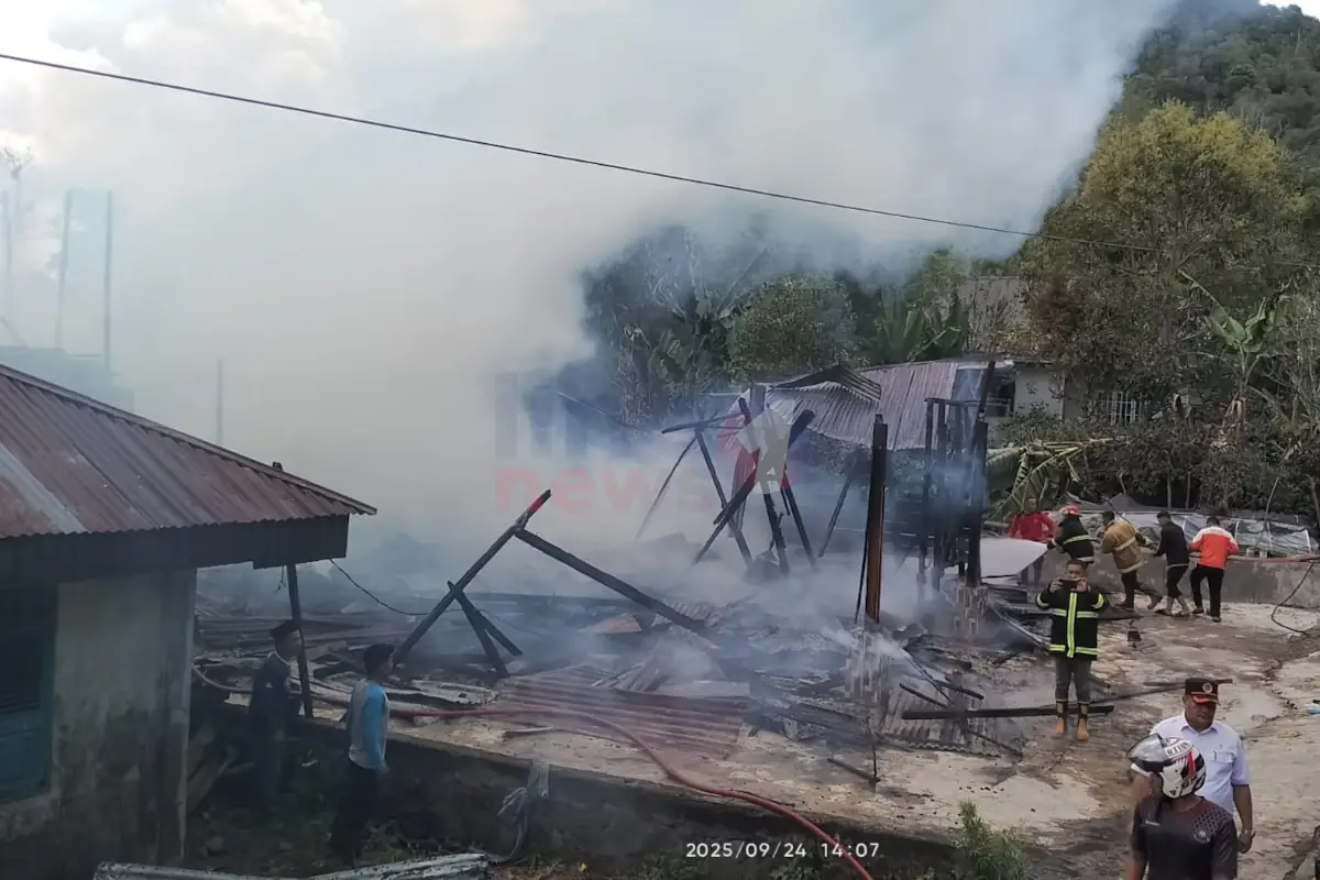 Kebakaran rumah warga Bies3