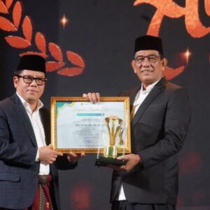 Gubernur Aceh terima penghargaan Kemenag
