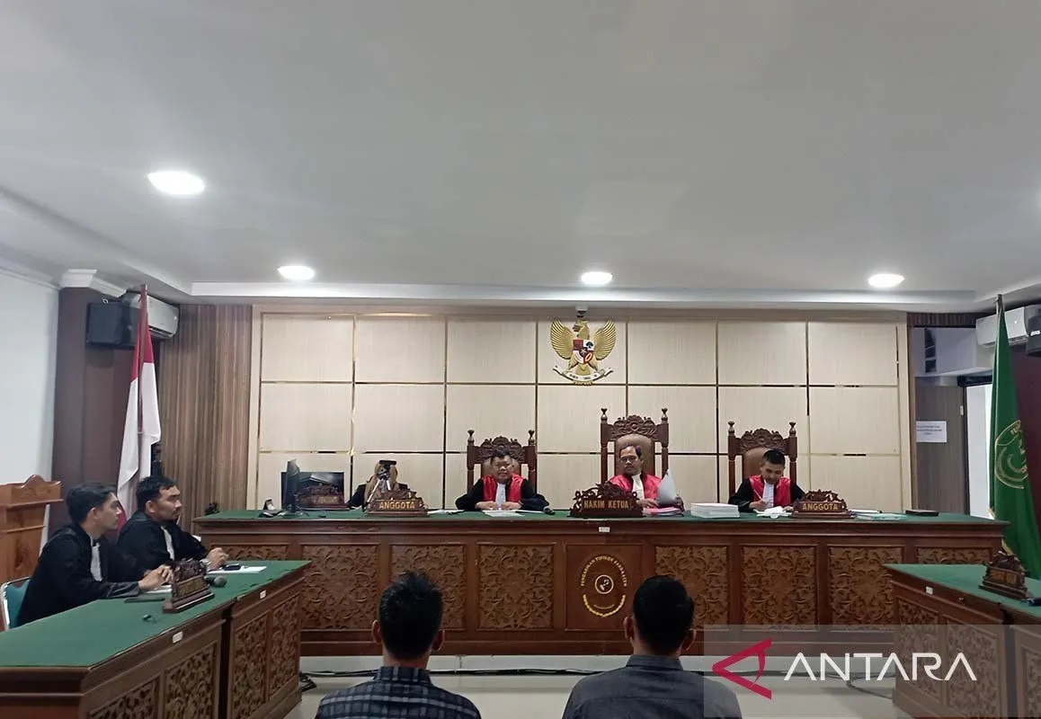 Sidang terdakwa korupsi pembangunan dermaga TPI Kuala Leugeu
