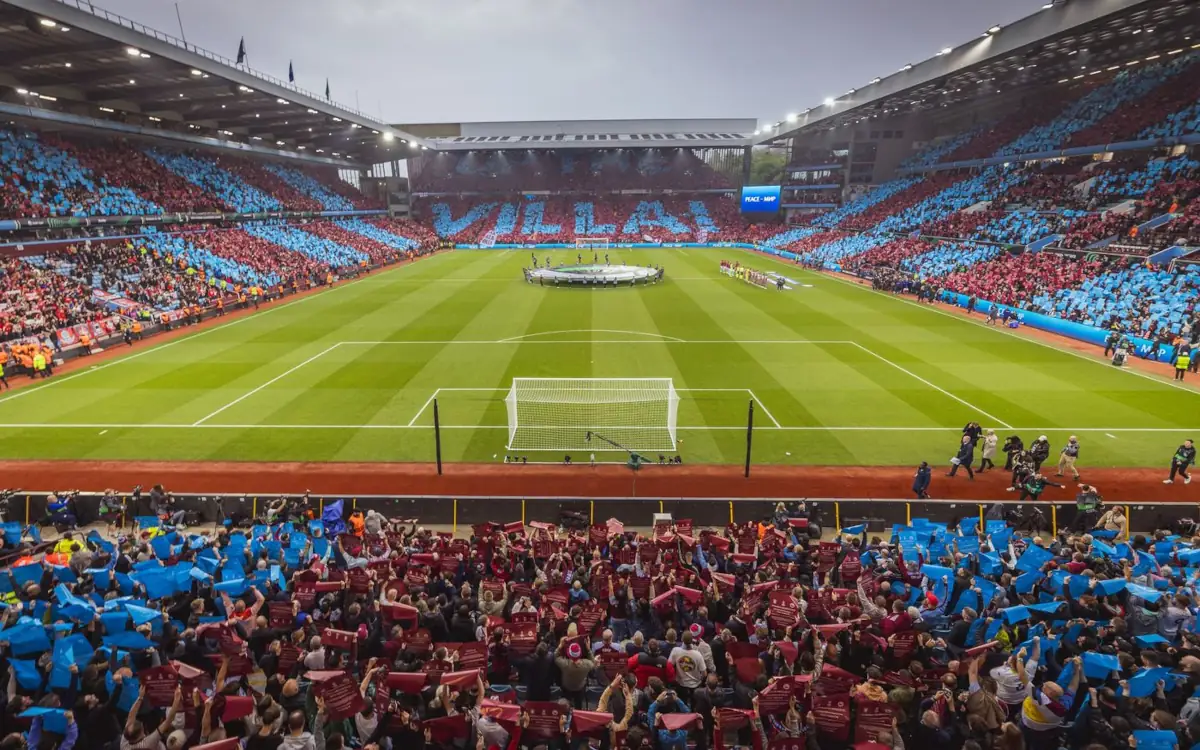 Villa Park, Kandang Aston Villa