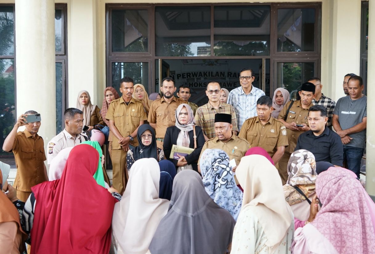 Komisi C DPRK dan Plh Kepala DLH menemui buruh