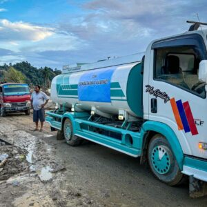 Setkab bawa truk tangki air bersih ke Aceh Tamiang