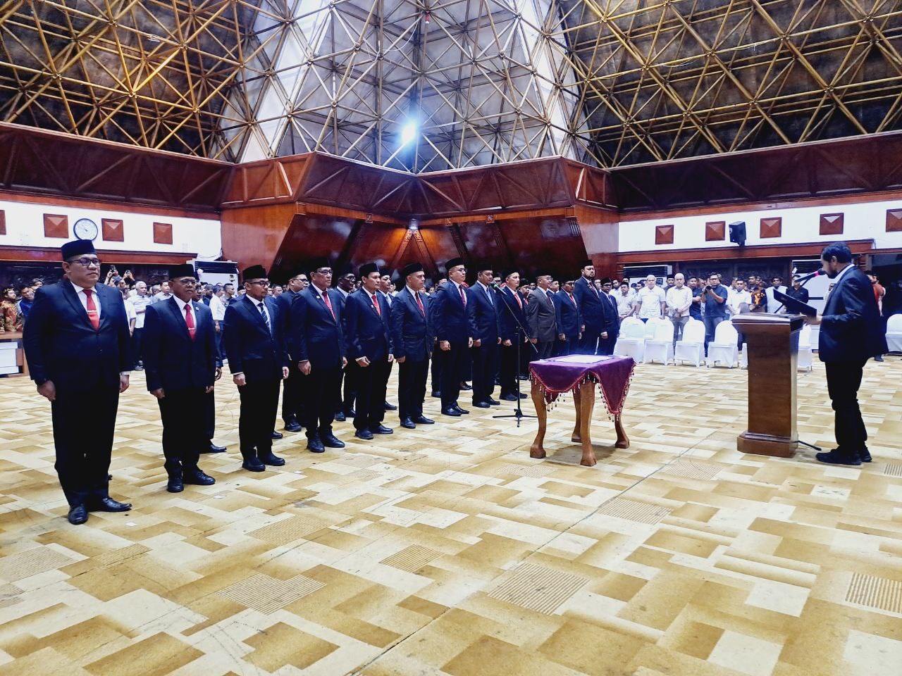 Mualem lantik pejabat eselon II