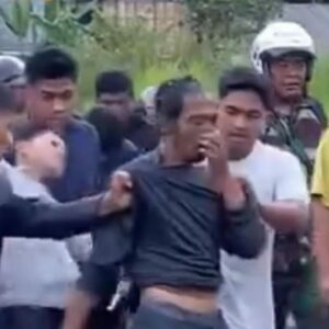 Pelaku curanmor ditangkap oleh massa