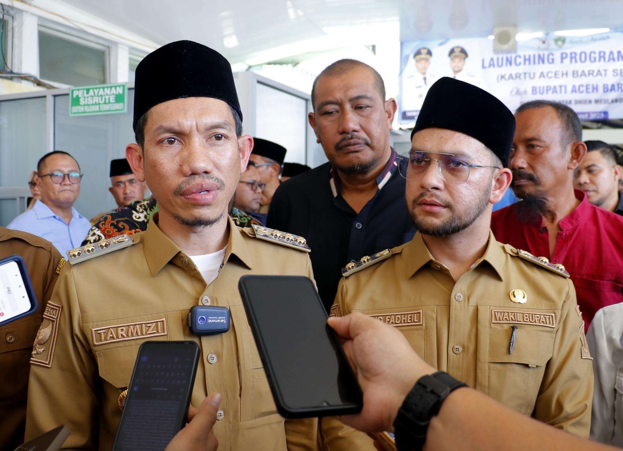 Bupati Aceh Barat Tarmizi dan wakil