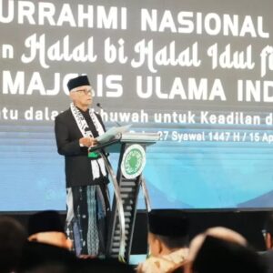 Ketum MUI Kiai Anwar saat halal bi halal