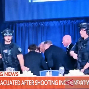 Trump dievakuasi usai insiden penembakan