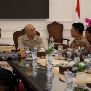 Wali Nanggroe audiensi Yayasan AMANAH Aceh