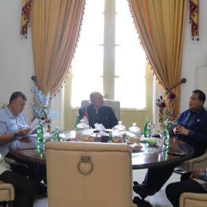 Wali Nanggroe dan Anggota DPR RI Komisi XII Irsan Sosiawan