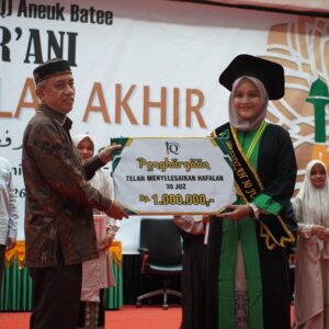 Wisuda santri Dayah IQ Aceh Besar