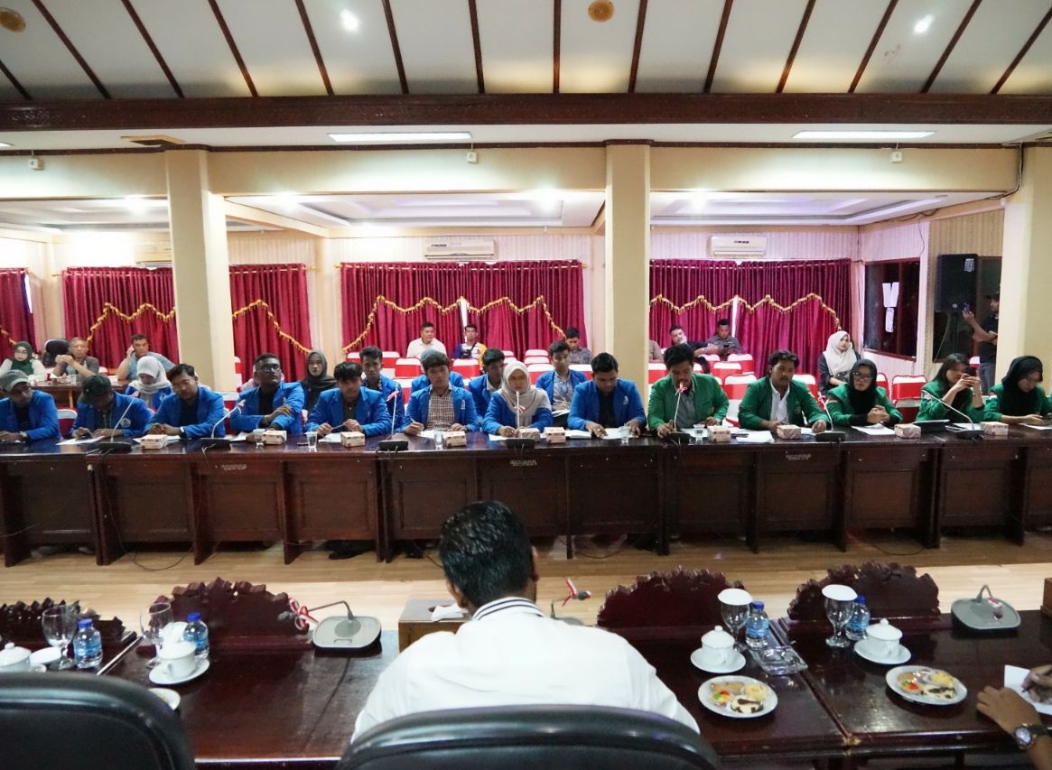 RDP Mahasiswa UIN Suna dan Unimal dengan DPRK Lhokseumawe